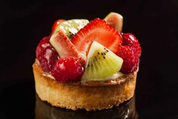 Fresca Tarta de Frutas de Temporada